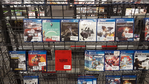 Electronics Store «Mega Media Xchange», reviews and photos, 1709 N Farwell Ave, Milwaukee, WI 53202, USA