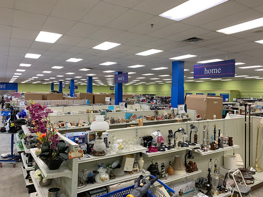 Thrift Store «Goodwill Store and Donation Center», reviews and photos, 805 Stillwater Ave, Bangor, ME 04401, USA