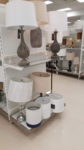 Shopping Mall «Hudson Mall», reviews and photos, 701 NJ-440, Jersey City, NJ 07304, USA