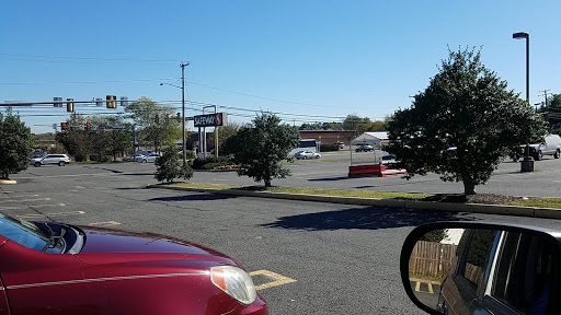 Grocery Store «Safeway», reviews and photos, 437 S King St, Leesburg, VA 20175, USA