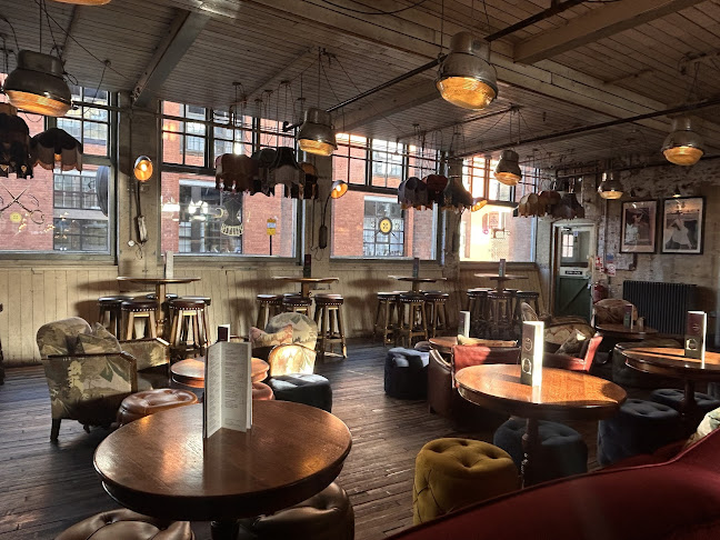 Cosy Club - Leicester