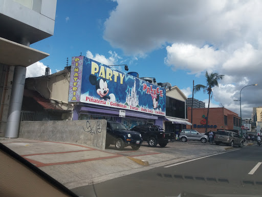 PARTY PALACE
