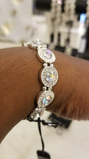 Fashion Accessories Store «Charming Charlie», reviews and photos, 1350 Scenic Hwy S #420, Snellville, GA 30078, USA