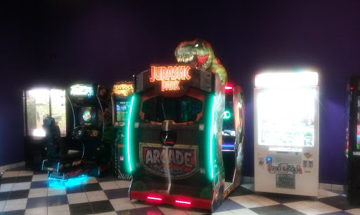 Movie Theater «Cinemark Tinseltown USA», reviews and photos, 3004 Linden Dr, Bristol, VA 24202, USA