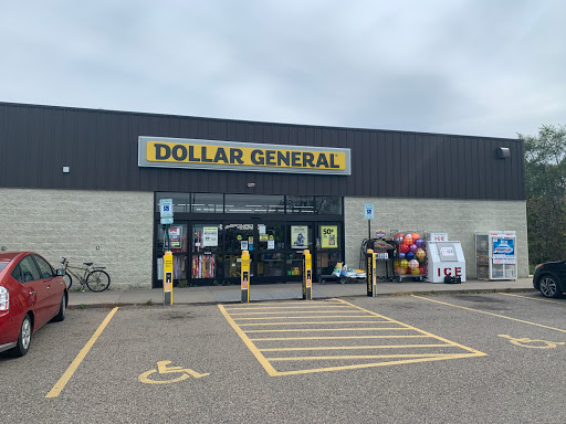 Dollar General, 880 Spruce St, Baldwin, WI 54002, USA, 