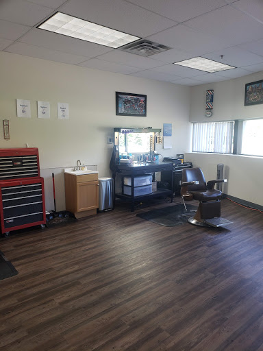 Barber Shop «Circle Pines Barber Shop», reviews and photos, 9201 Lexington Ave NE, Circle Pines, MN 55014, USA