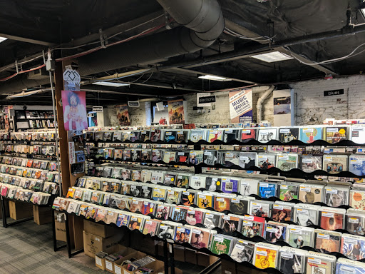 DVD Store «Bull Moose», reviews and photos, 151 Middle St, Portland, ME 04101, USA