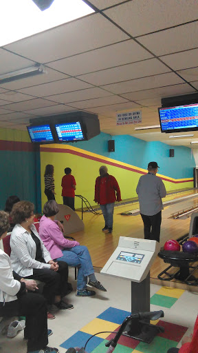 Bowling Alley «Rose Lanes Bowling Center», reviews and photos, 910 Rose Ln, Toccoa, GA 30577, USA