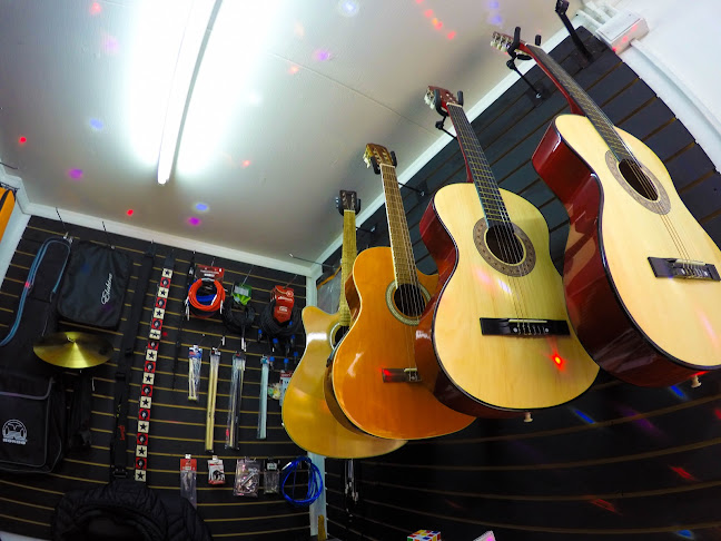 Casa de la Musica - Tienda de instrumentos musicales