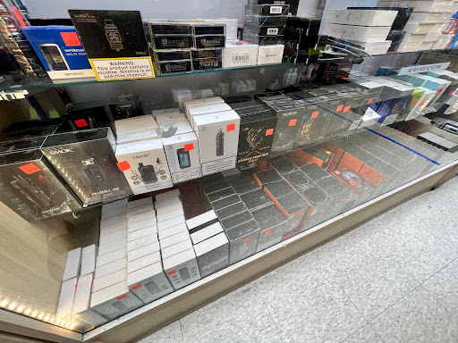 Tobacco Shop «Smokers Heaven KC», reviews and photos, 10145 Wornall Rd, Kansas City, MO 64114, USA