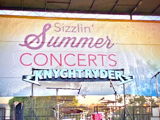 Park «Mike Ward Community Park Woodbridge», reviews and photos, 20 Lake Rd, Irvine, CA 92604, USA