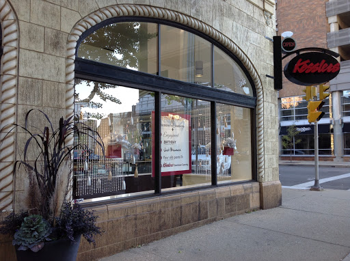 Jewelry Store «Kesslers Diamonds», reviews and photos, 450 E Mason St, Milwaukee, WI 53202, USA