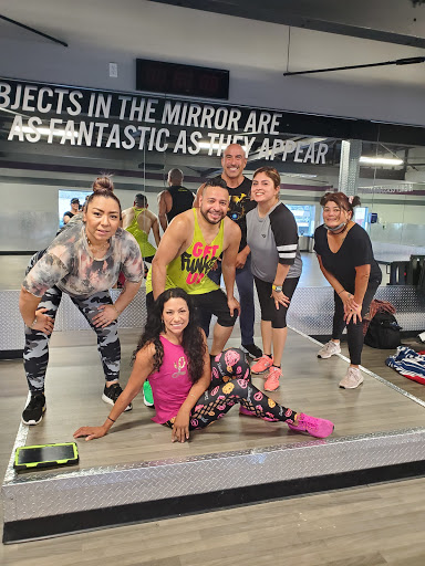 Health Club «Crunch - Van Nuys», reviews and photos, 6723 Van Nuys Blvd, Van Nuys, CA 91405, USA