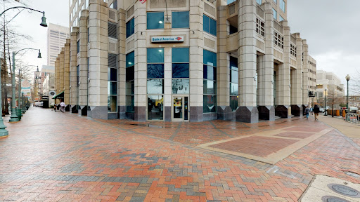 Bank of America Financial Center, 100 Peabody Pl, Memphis, TN 38103, Bank