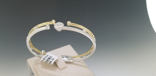 Jeweler «William Phelps Custom Jeweler», reviews and photos, 4380 Gulf Shore Blvd N #812, Naples, FL 34103, USA