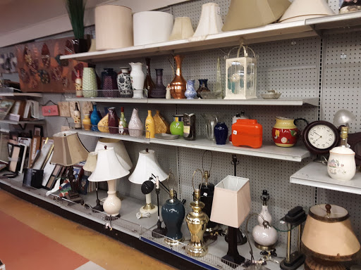 Thrift Store «Selah Goodwill», reviews and photos, 503 S 1st St, Selah, WA 98942, USA