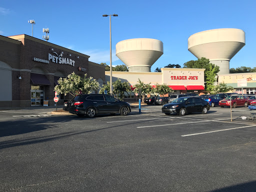 Pet Supply Store «PetSmart», reviews and photos, 625 W Crossville Rd, Roswell, GA 30075, USA