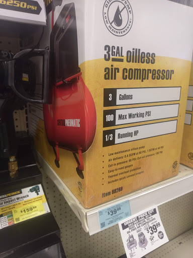 Hardware Store «Harbor Freight Tools», reviews and photos, 509 Lone Oak Rd, Paducah, KY 42003, USA