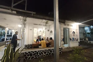 KEDAI TENGGO image