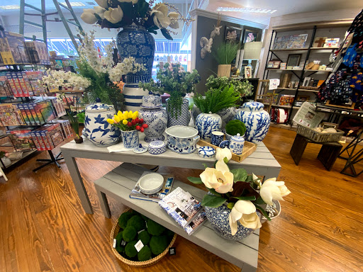 Gift Shop «Magpies Gifts», reviews and photos, 5000 Bellaire Blvd, Bellaire, TX 77401, USA