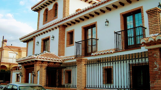 Hotel Los Rebites C. España, 6, 18198 Huétor Vega, Granada, España
