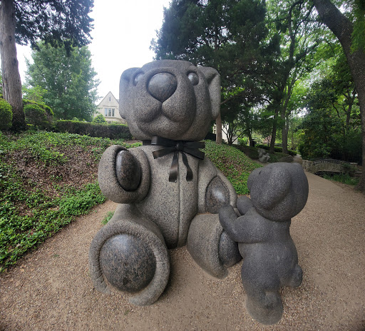 Teddy Bear Statues in Lakeside Park