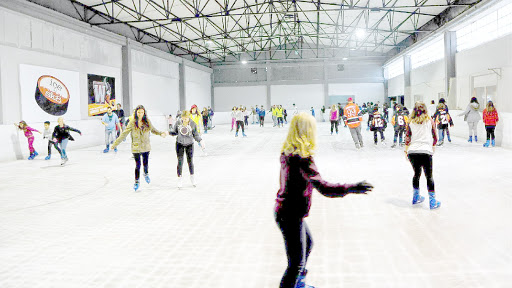 Παγοδρόμιο Icenskate - ice skating rink - ice arena