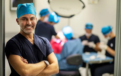 Dr Serkan Aygin | Niederlassung Berlin | Haartransplantation Türkei image