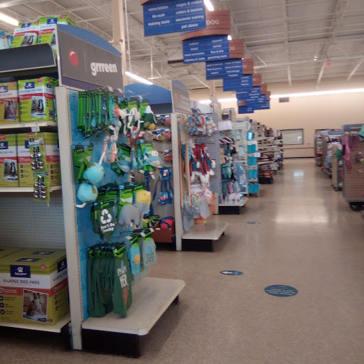 Pet Supply Store «PetSmart», reviews and photos, 2026 Lincoln Way E, Massillon, OH 44646, USA
