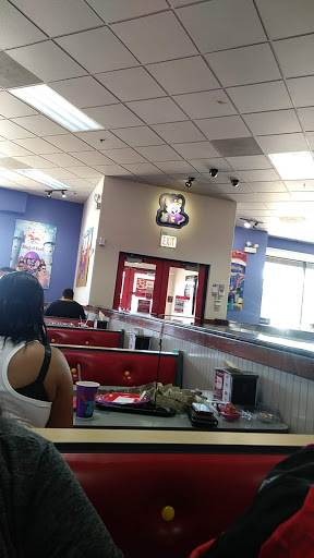 Shopping Mall «Riverpoint Center», reviews and photos, 1730 W Fullerton Ave, Chicago, IL 60614, USA