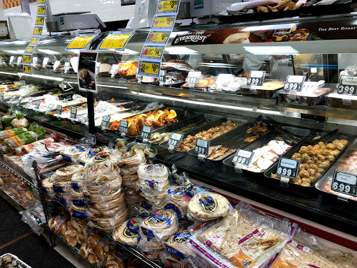 Supermarket «Met Food», reviews and photos, 1177 Hylan Blvd, Staten Island, NY 10305, USA