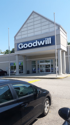 Thrift Store «Goodwill Mechanicsville Retail Store», reviews and photos, 7147 Brandy Run Dr, Mechanicsville, VA 23111, USA