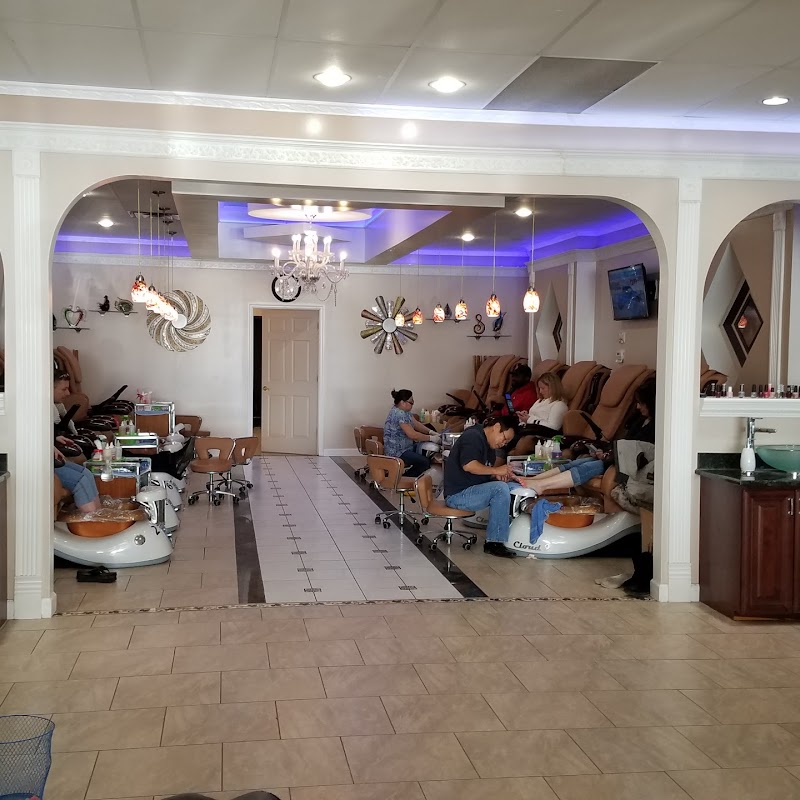 Queenbee Nail & Spa