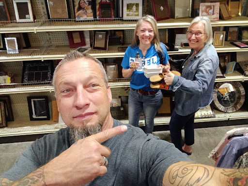 Thrift Store «Goodwill», reviews and photos