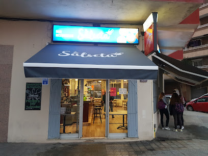 Restaurant La Salseta - Avinguda de Sant Bernat Calbó, 43, LOCAL, 43205 Reus, Tarragona, Spain
