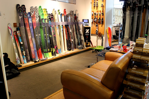 Clothing Store «Saint Bernard», reviews and photos, 401 W 3rd St, Austin, TX 78701, USA