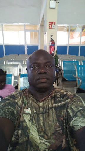 Shopping Mall «Howard and Western Shopping Center», reviews and photos, 7510 N Western Ave, Chicago, IL 60645, USA