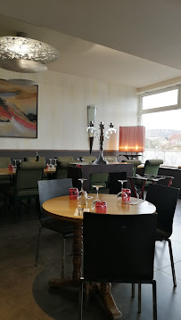 Atmosphère du Restaurant La Vie En Rose à Albigny-sur-Saône - n°5