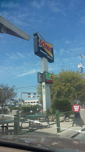 Fast Food Restaurant «Sonic Drive-In», reviews and photos, 2325 Pat Booker Rd, Universal City, TX 78148, USA