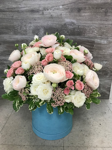 Florist «Everest Florist and Gifts Sacramento», reviews and photos, 7137 Walerga Rd, Sacramento, CA 95842, USA