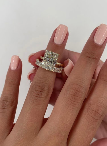 Jewelry Store «Beverly Hills Jewelers», reviews and photos, 259 S Beverly Dr, Beverly Hills, CA 90212, USA