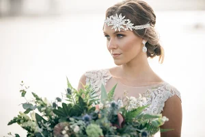 Amanda Higl | Wedding Hair and Make-up Gold Coast image