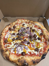 Plats et boissons du Pizzeria Pizza del mia à Carignan - n°2