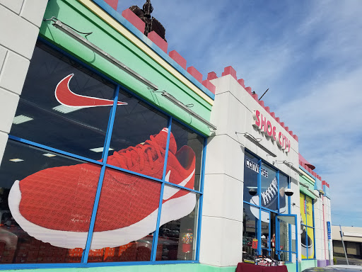 Shoe City - Santa Ana, 605 S Harbor Blvd, Santa Ana, CA 92704, USA, 