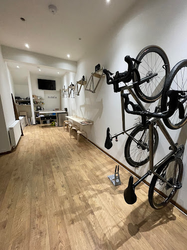 Reviews of Gloria Cycling - Titanium bikes & bicycle workshop in South West London in London - Bicycle store