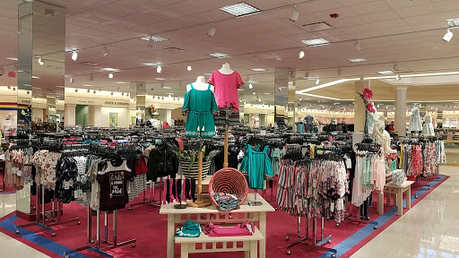 Department Store «Von Maur Eastview», reviews and photos, 300 Eastview Mall, Victor, NY 14564, USA