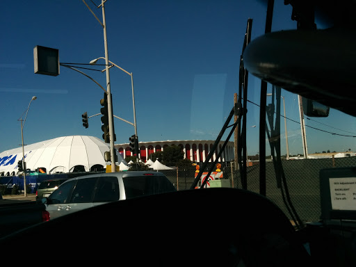 Liquor Store «Forum Liquors», reviews and photos, 801 S Prairie Ave, Inglewood, CA 90301, USA