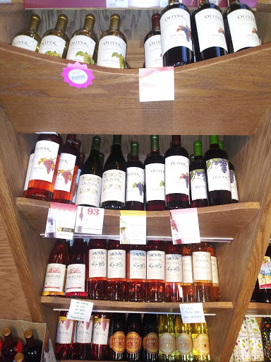 Liquor Store «Shyamrock Liquors», reviews and photos, 2926 Nashville Rd, Bowling Green, KY 42101, USA