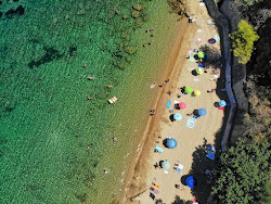 Spiaggia della Grotta di San Marco
'in fotoğrafı küçük koy ile birlikte