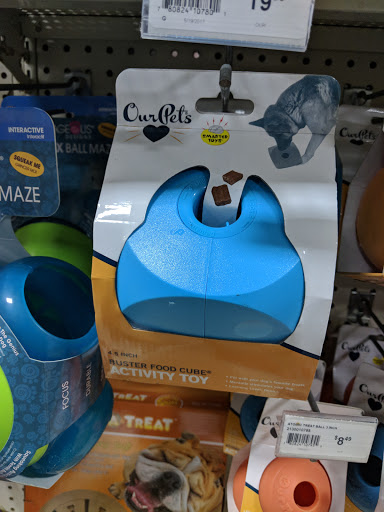 Pet Supply Store «Mounds Pet Food Warehouse», reviews and photos, 5350 King James Way, Fitchburg, WI 53719, USA